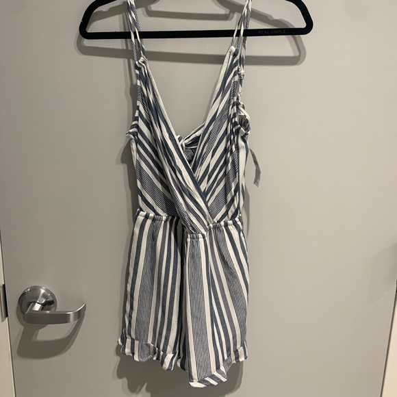 American Eagle Romper with Tie Back - Picture 1 of 6